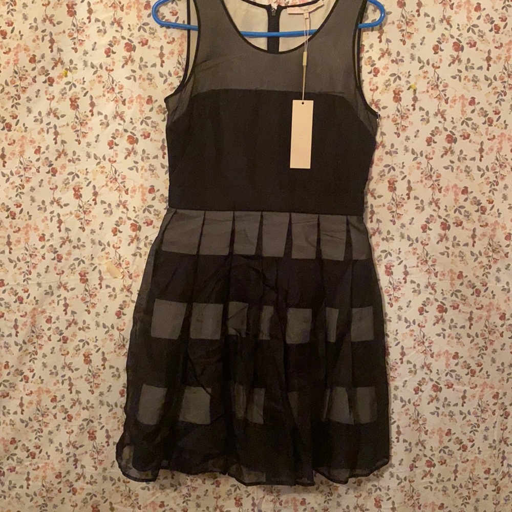 Halton heritage black and white lined dress  size 6